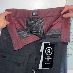 Men’s snowboard pants